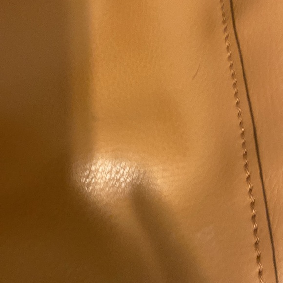 Coach Derby Tote Pebbled Leather read details very clean outside condition - Picture 6 of 8